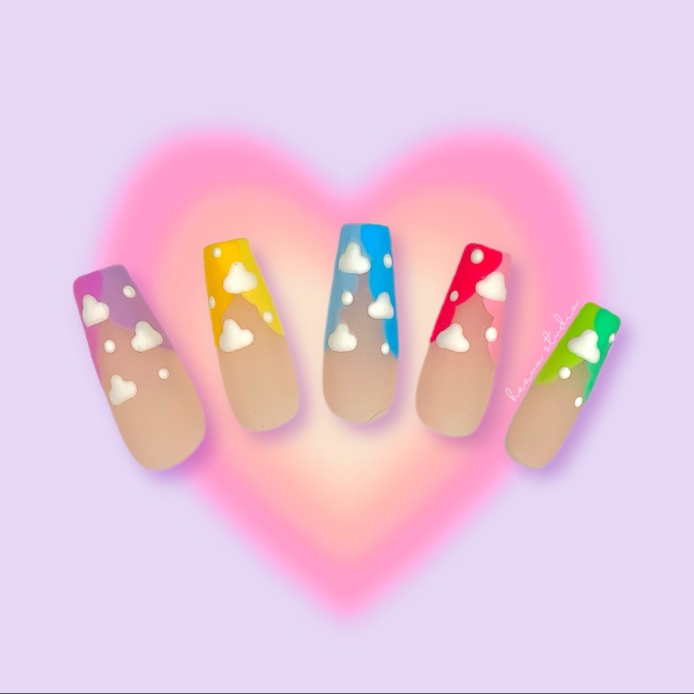 💐☁️✨PASTEL CLOUDS PRESS ON NAILS✨☁️💐